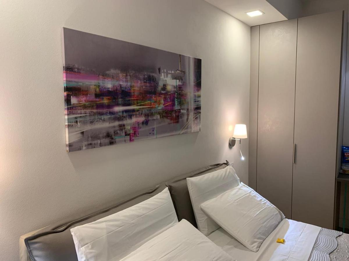 B&B Galleria Cavour ボローニャ エクステリア 写真