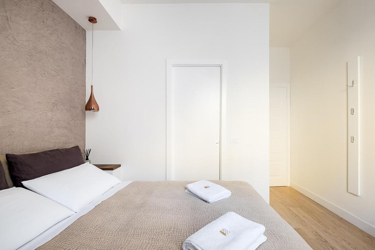 B&B Galleria Cavour ボローニャ エクステリア 写真