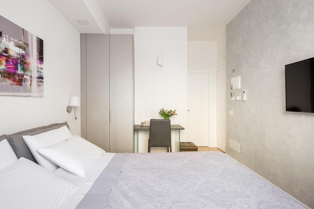 B&B Galleria Cavour ボローニャ エクステリア 写真