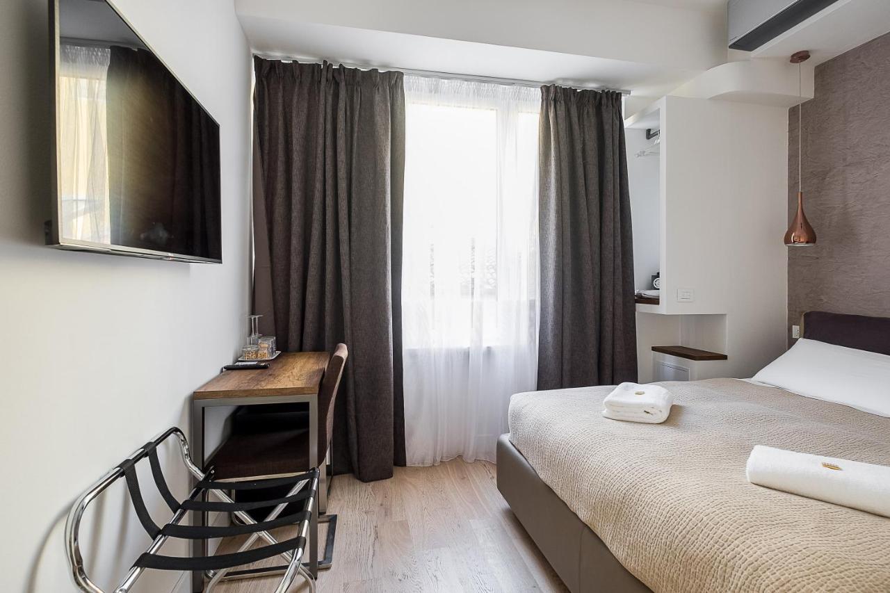 B&B Galleria Cavour ボローニャ エクステリア 写真