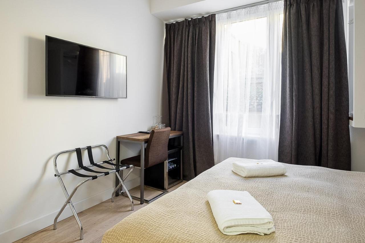 B&B Galleria Cavour ボローニャ エクステリア 写真