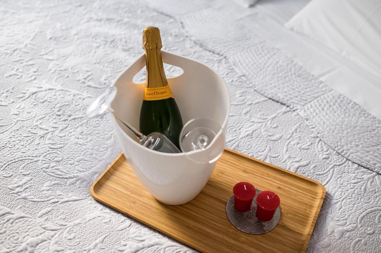 B&B Galleria Cavour ボローニャ エクステリア 写真